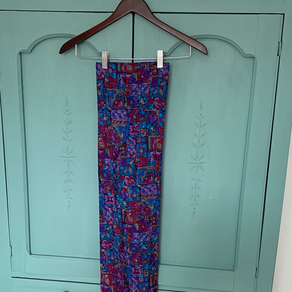 Colorful Patterned Scarf - Picture 2 of 6